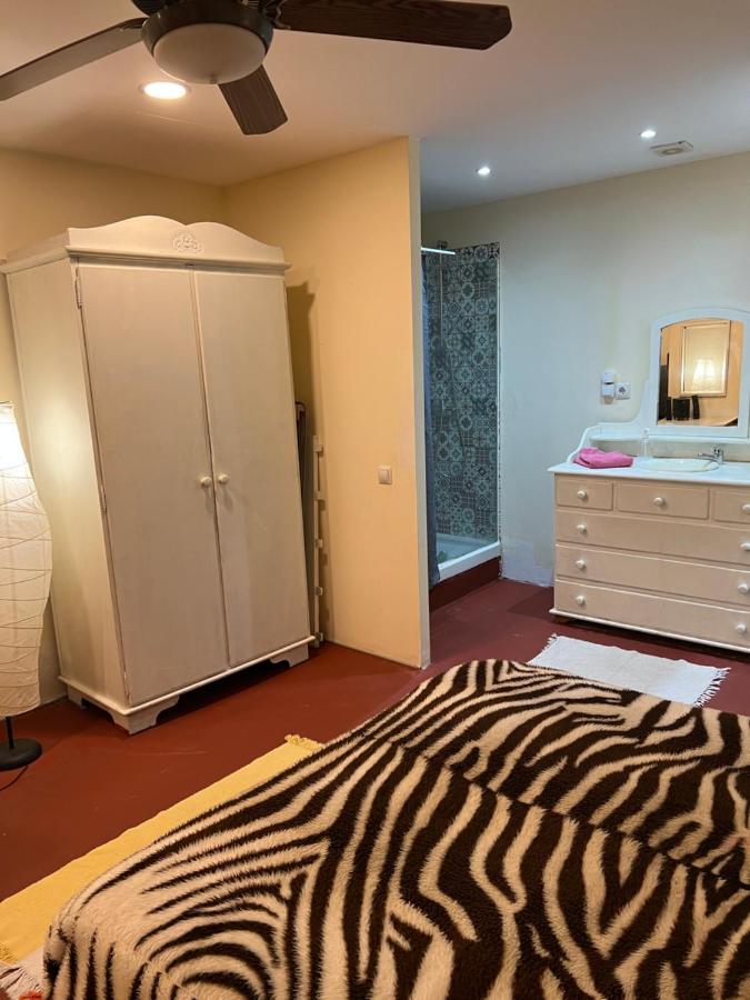Apartamento Abierto Con Patio Matadepera Екстериор снимка