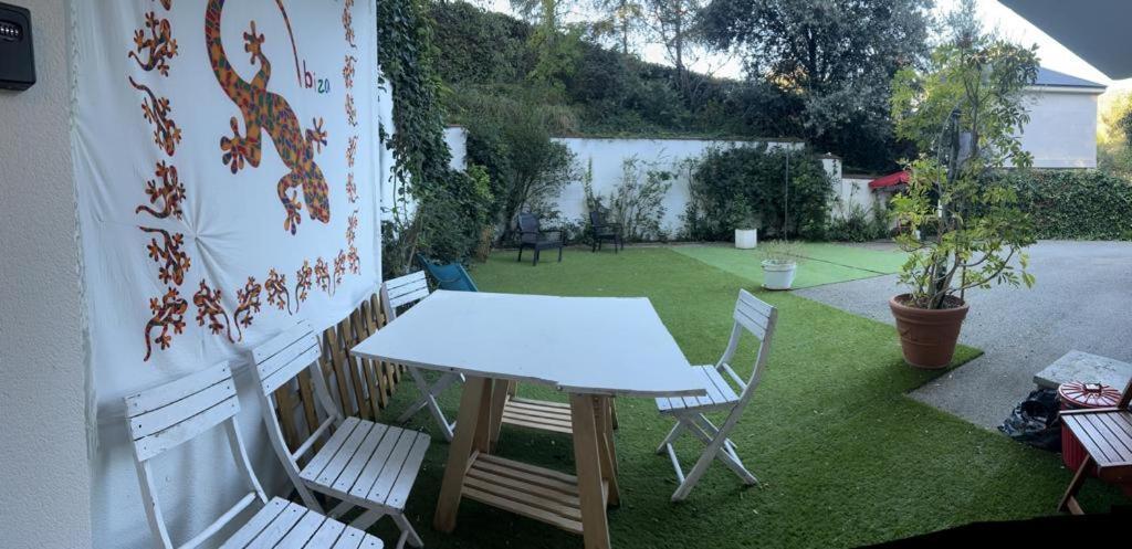 Apartamento Abierto Con Patio Matadepera Екстериор снимка
